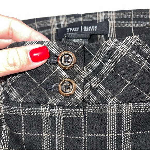 WHITE HOUSE BLACK MARKET Black plaid stretch pant 00R - Picture 3 of 10